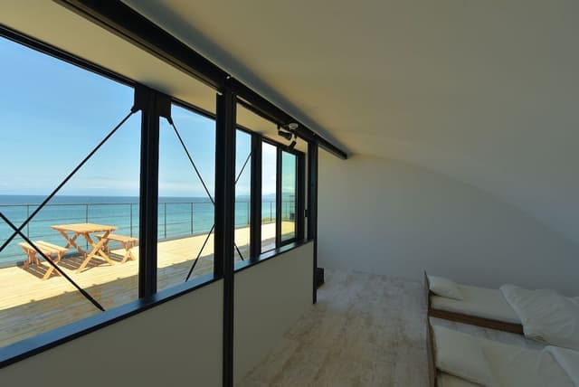HAGANE for 8 Guests, 0102