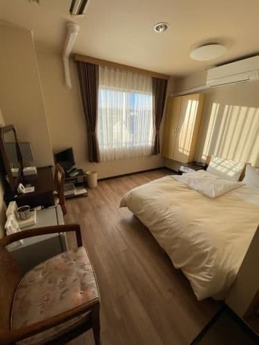 Single Room - Non-Smoking