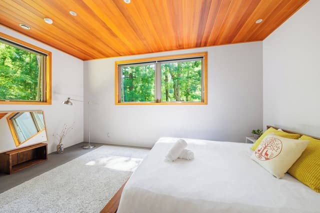 Chalet (Phoenix Cocoon)