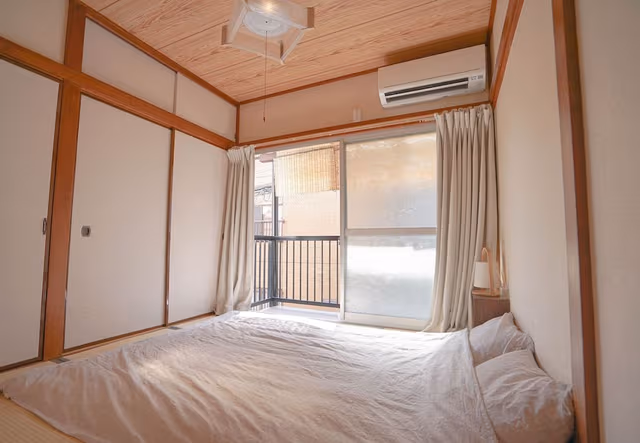 House, 2 Bedrooms