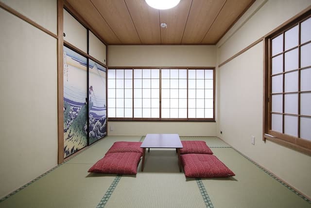 Apartment (KINOB2)
