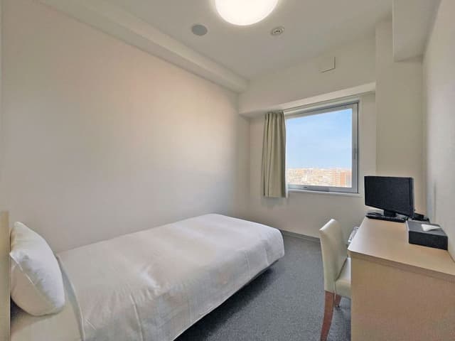 Standard Single Room, Smoking