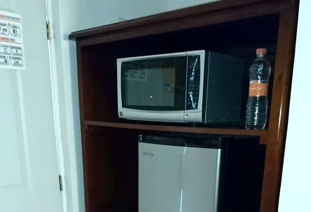 1 Double Bed, Non-Smoking, Desk, Microwave And Refrigerator, Coffee Maker, Iron And Ironing Board, Continental Breakfast
