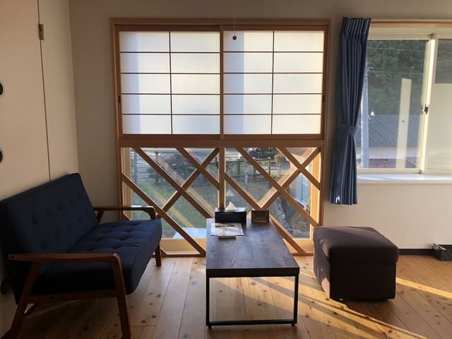 Standard Twin Room B