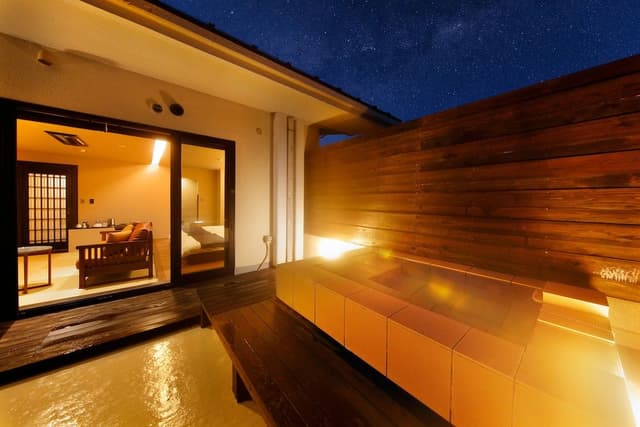 Luxury Triple Room