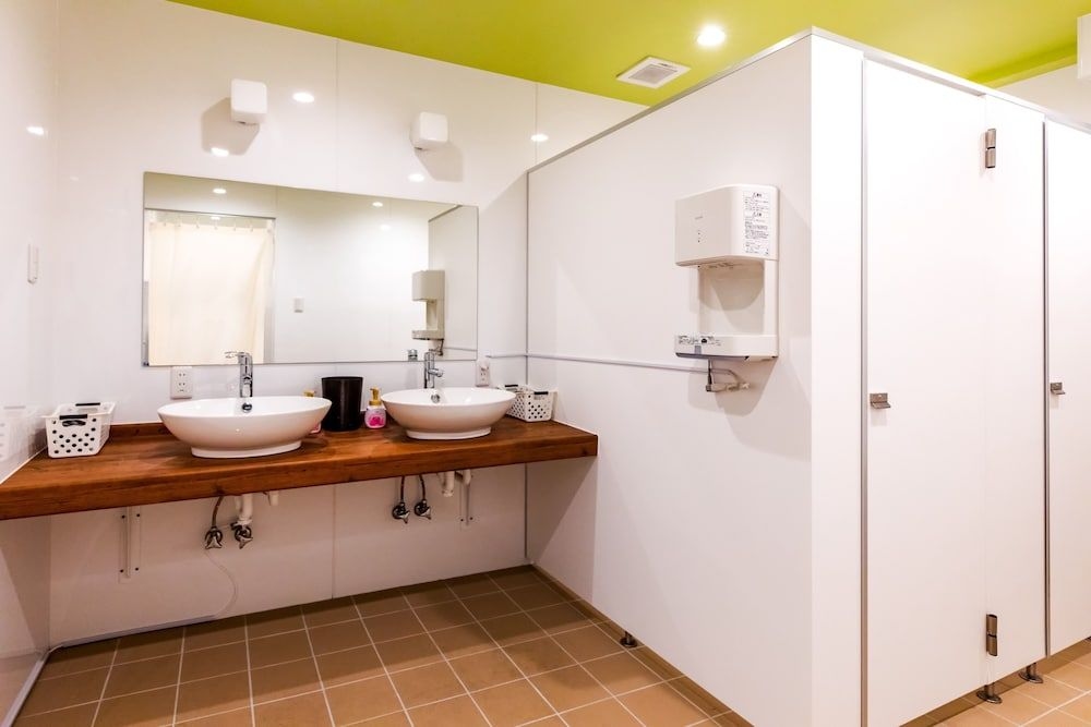 Cabin Hotel Mr. Kinjo in Ishigaki 582