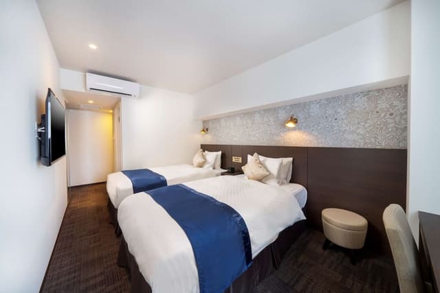 Superior Room, 2 Twin Beds, Non Smoking, Refrigerator