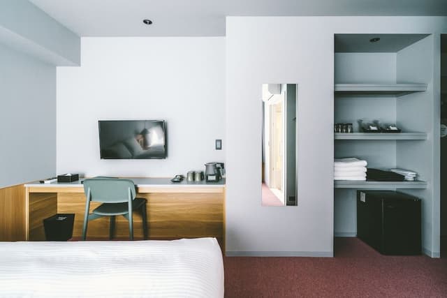 Universal Room