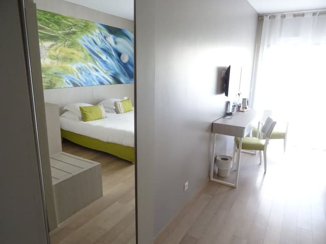 Deluxe Double Room, Terrace, Garden View