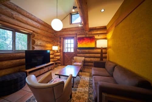Family Room - Non Pet Friendly