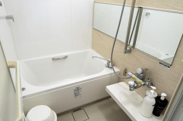 Japanese-Style Single Room with Shared Bathroom
