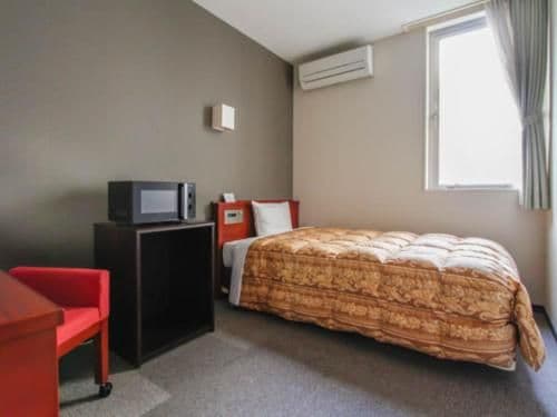 Semi Double Room - Non-Smoking