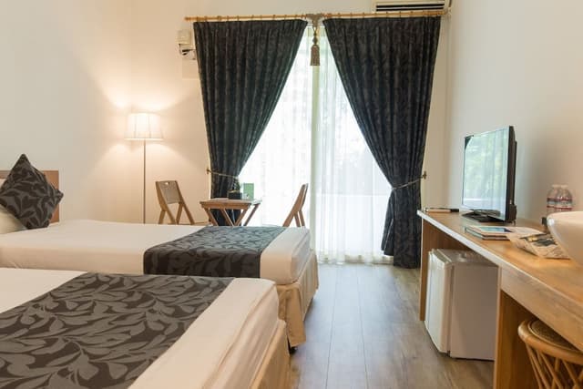 Standard Twin Room