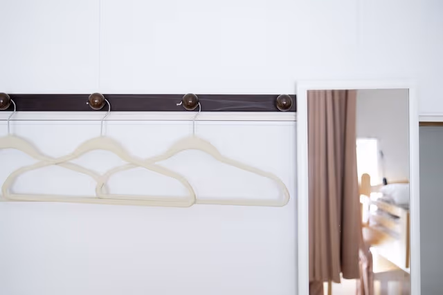 Shared Dormitory, Women only, Shared Bathroom
