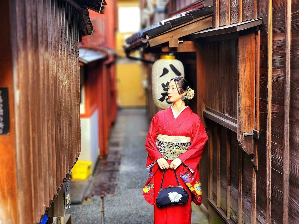 โรงแรมสถานีคานาซาวะ (Kanazawa Station Hotel)1