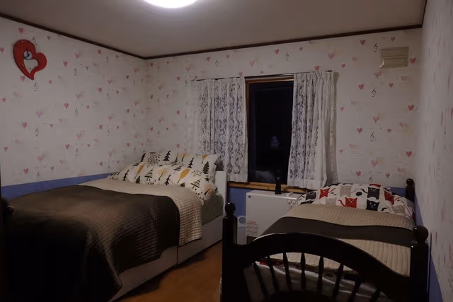 Standard Twin Room, Atsuko & Reiko, Non Smoking, Shared Bathroom