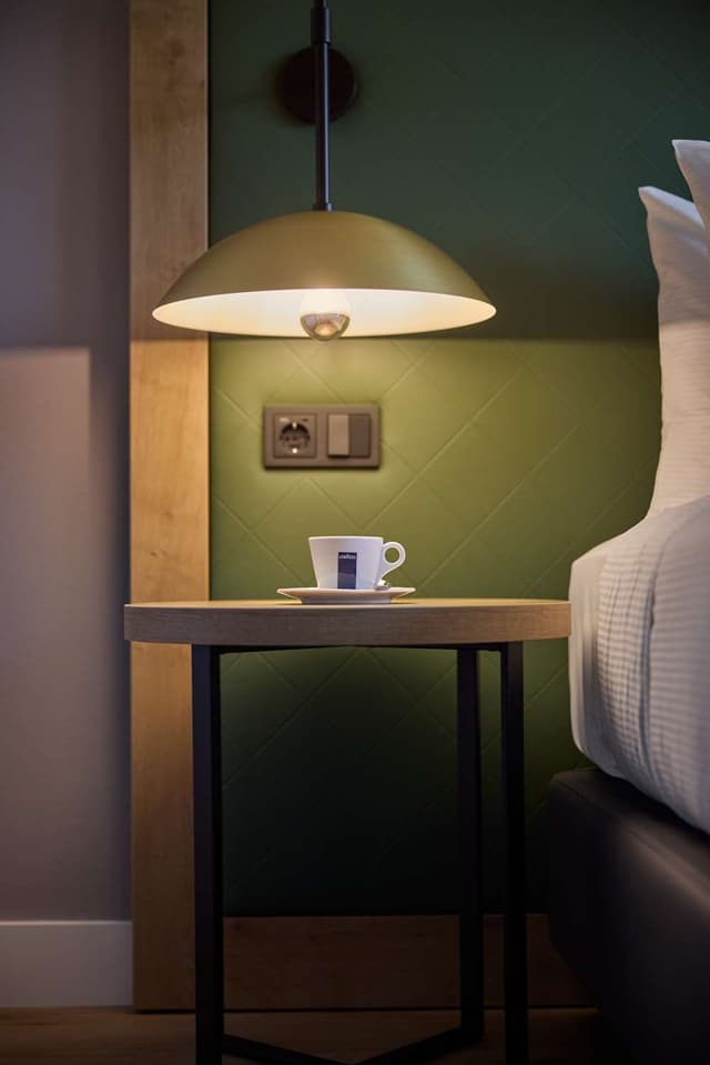 KING DELUXE ROOM