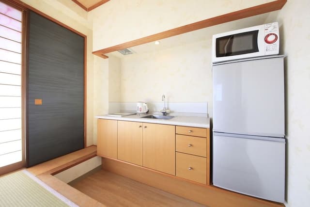 Japanese style room for 6 guests