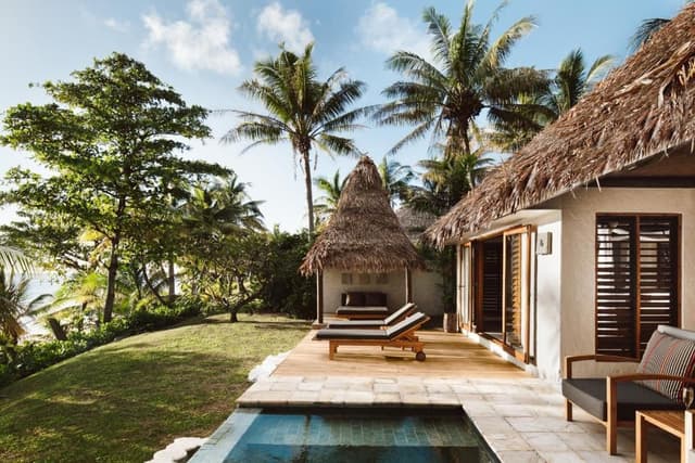 Beachfront Pool Villa