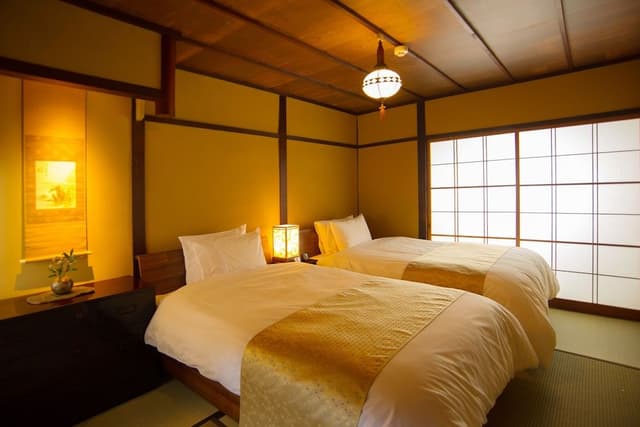 Garden Suite with 2 Japanese futons