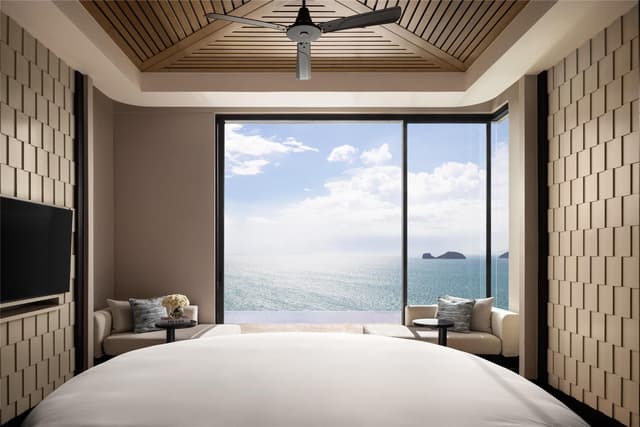 2-BEDROOM PANORAMIC OCEAN VIEW POOL VILLA