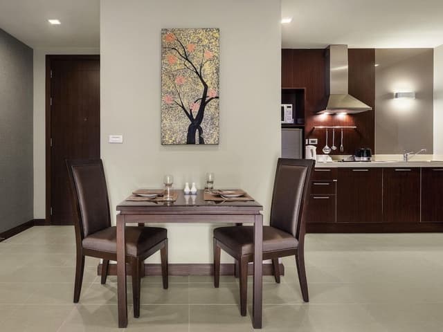 Grand Suite, 1 King Bed, Balcony (Living Room)