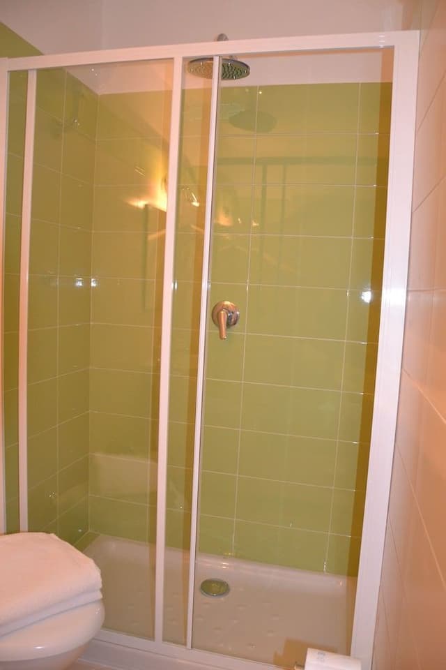 Business Double Room Single Use, 1 Queen Bed