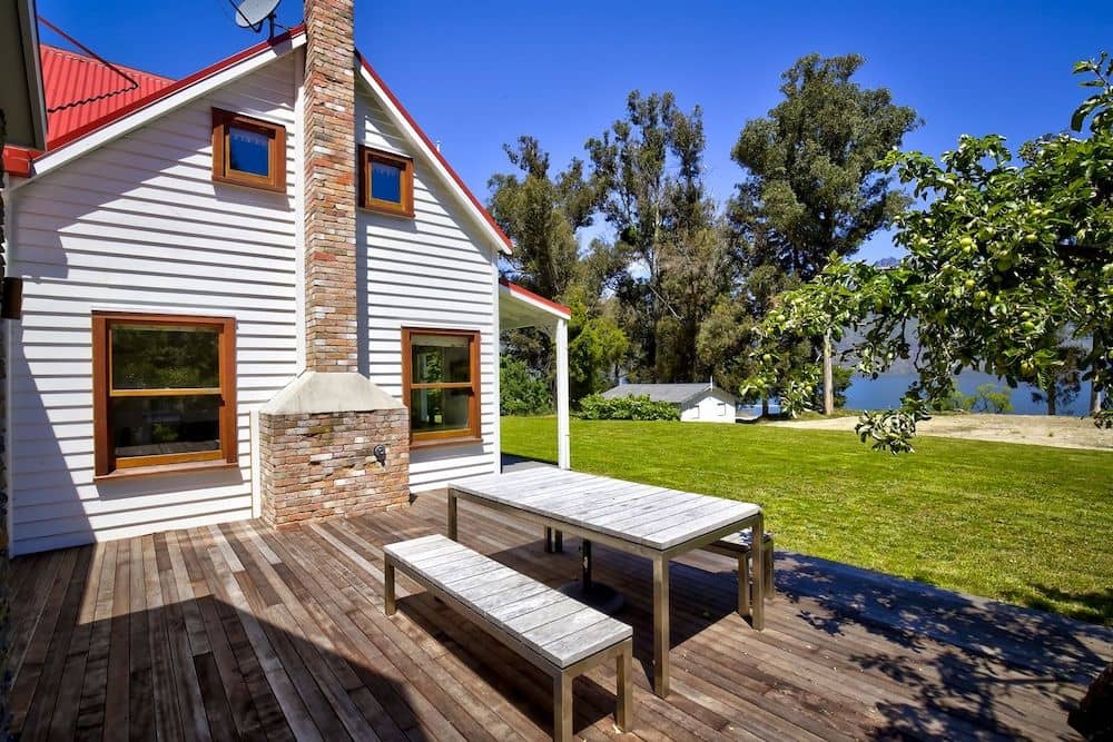 Lakeside Bliss Homestead Lakeside Bliss Homestead