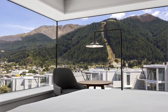 Standard Room, 1 King Bed (Panoramic Window with Free Breakfast)