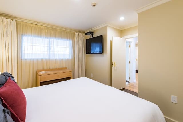 Executive Apartment, 2 Bedrooms, Ocean View (First Floor)