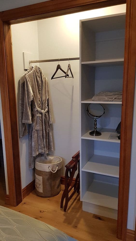 Deluxe Double Room, 1 King Bed, Ensuite (Lotus)