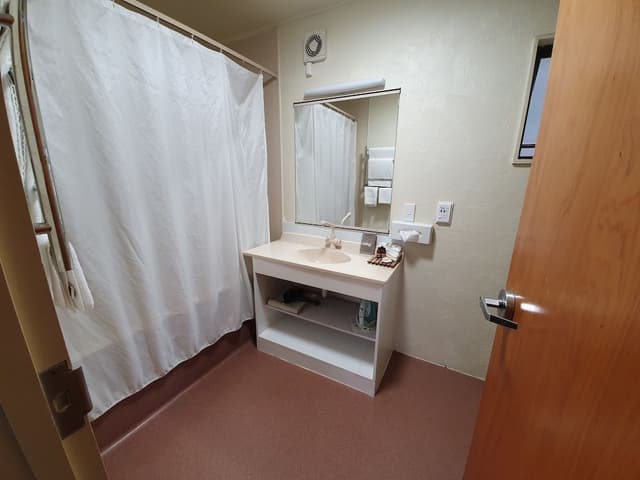 Superior Twin Room, Multiple Beds, Accessible, Jetted Tub