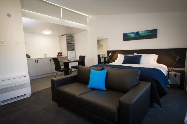 Luxury Studio