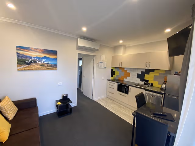 1-Bedroom Apartment