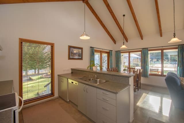 The Cottage (Self-Catering)