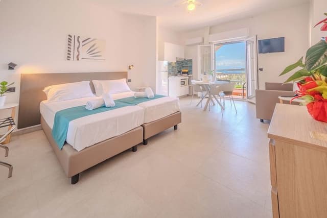 Comfort Studio, Balcony, Pool View