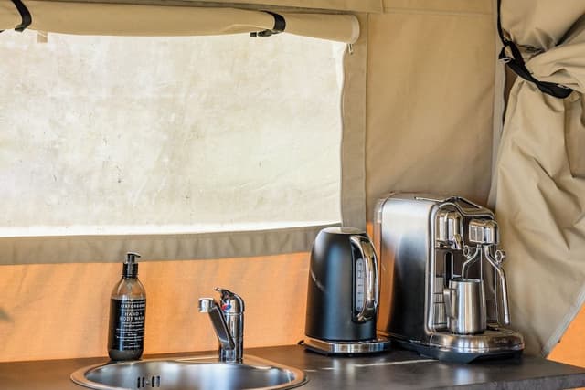 Deluxe Ocean View Safari Tent - No Ensuite