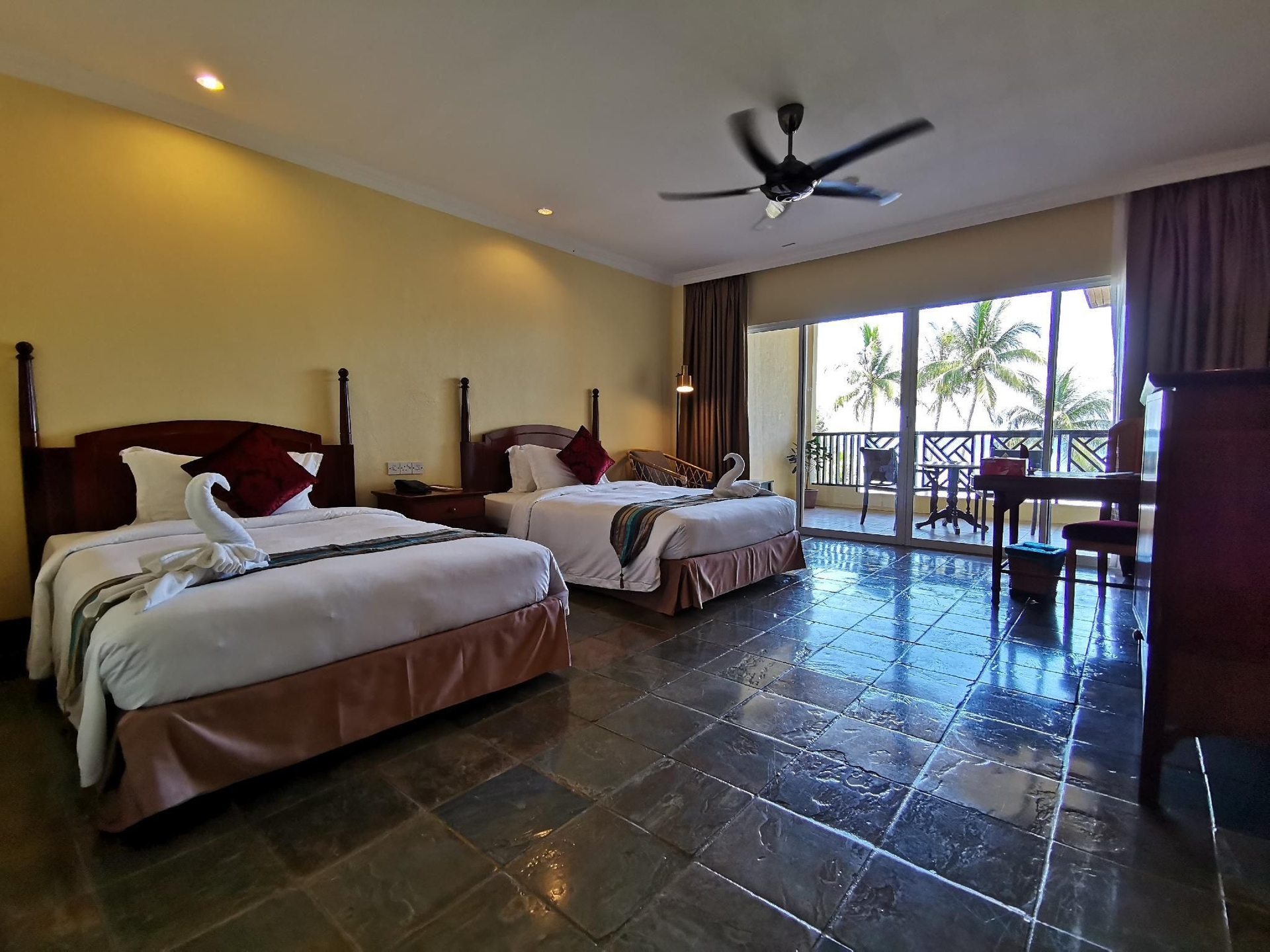 Palm Beach Resort & Spa2