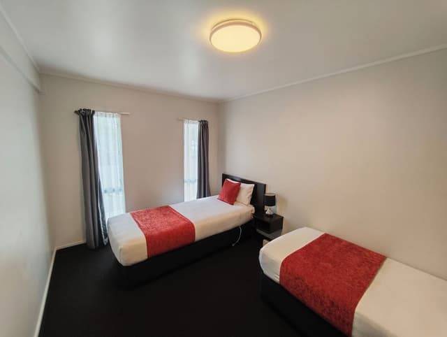 One Bedroom, Family Motel Unit