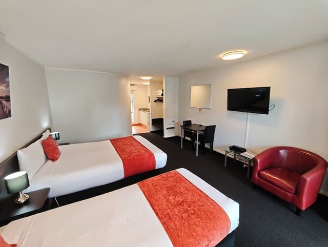 Studio Unit, Spa Bath