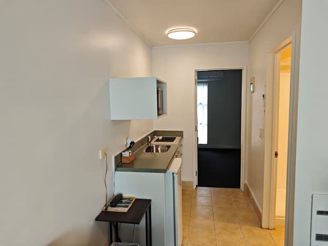 One Bedroom Motel Unit