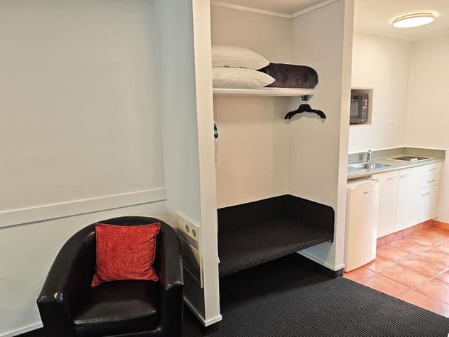 Studio Unit