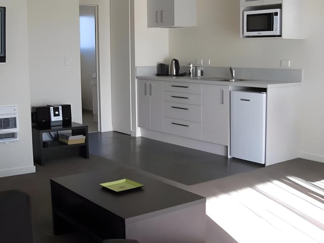 2 Bedroom Unit