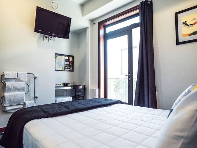 Queen Studio with Private Bathroom