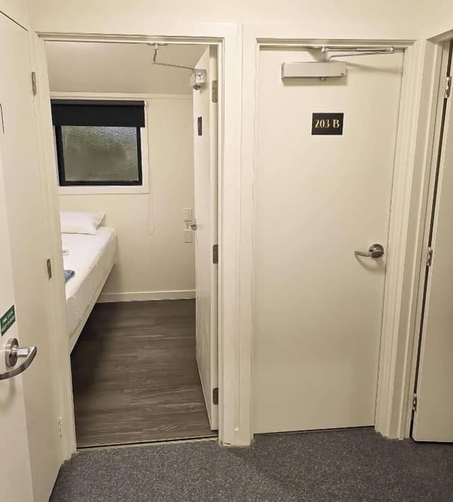 Basic Single Room, 1 Twin Bed, Air conditioning