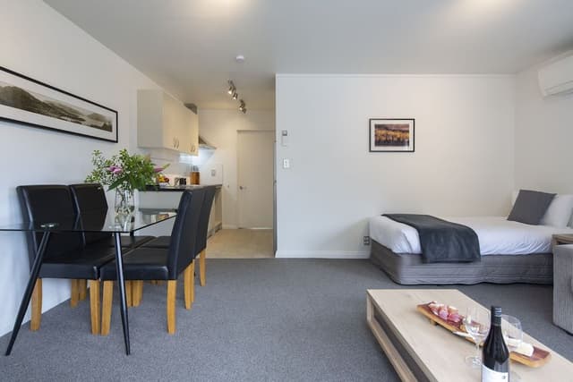 One Bedroom Apartment with Private Balcony