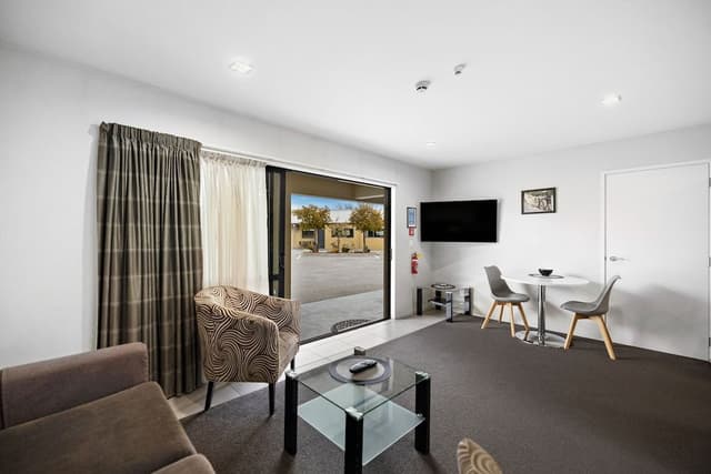 One Bedroom with Spa Bath