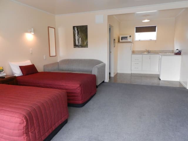 Large One Bedroom Apartment