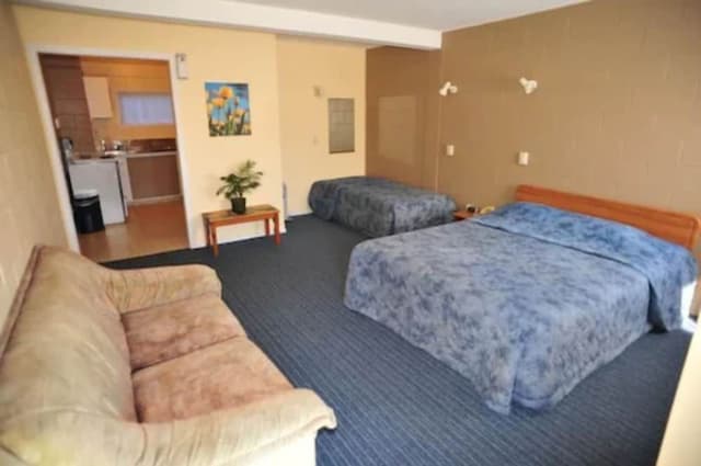 Economy Studio, Non Smoking, Kitchen (Economy studio unit)