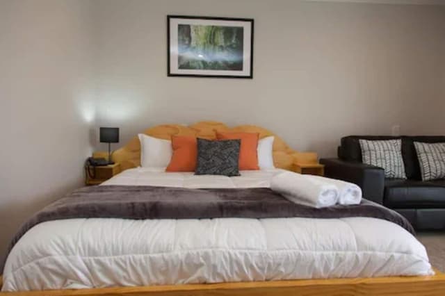 Standard Suite, 1 Bedroom, Non Smoking, Kitchen (unit / twin)